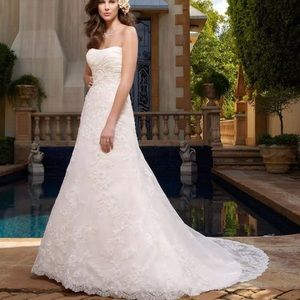 Casablanca wedding dress ivory lace